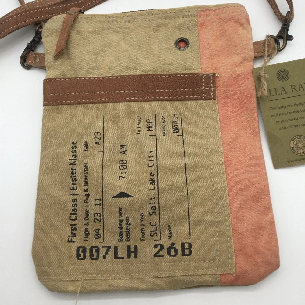 Clea Ray Salt Lake City Passport Canvas‎ Crossbody NWT